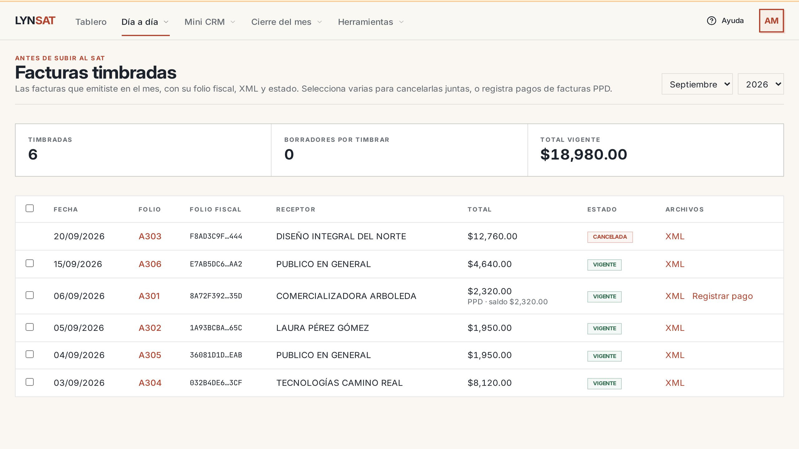 Pantalla real de facturas timbradas de LynSAT con datos de ejemplo